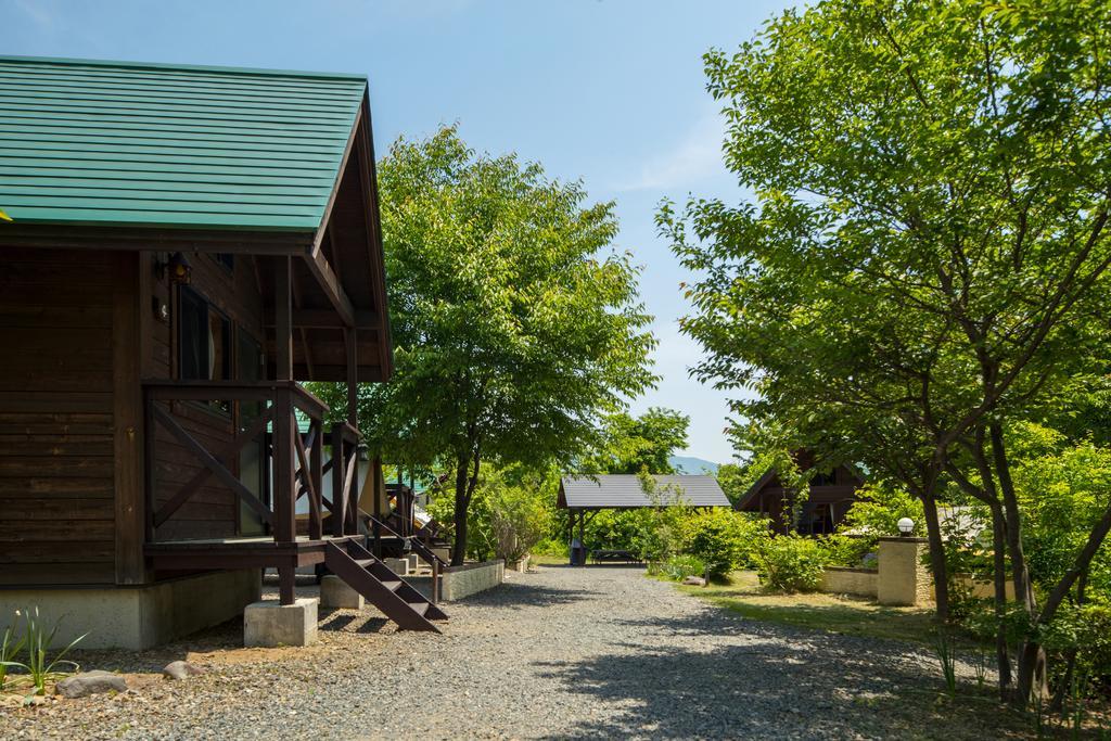 Asian Camp Resort Tapa Мінакамі Екстер'єр фото
